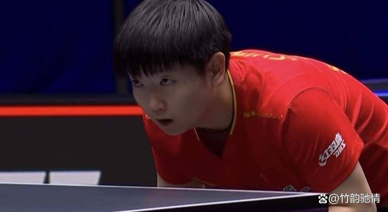 爱游戏体育-包含出色防守引爆全场！，费德勒意外战胜巴黎圣日耳曼赛场气氛高涨的词条