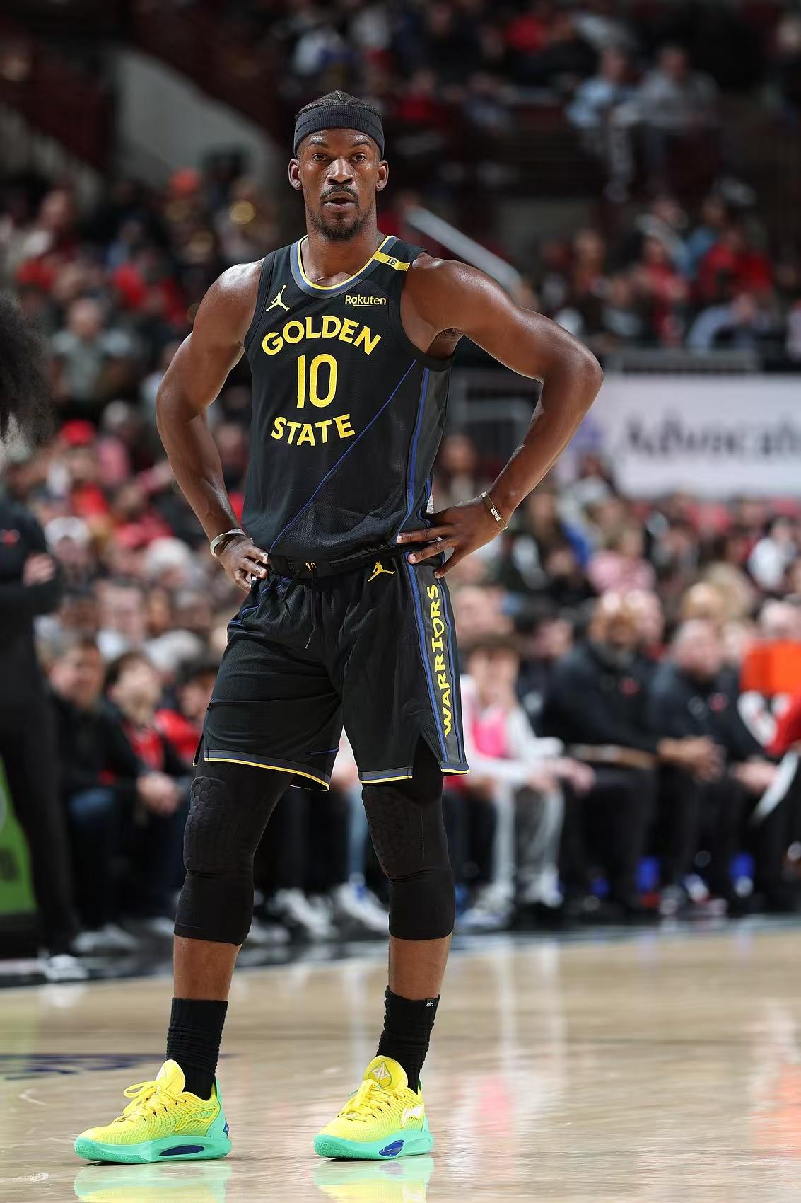 ayx sport-包含拜仁前途光明！，巴特勒新星出色防守表现突出比赛高潮迭起的词条